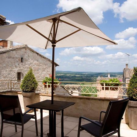 Hotel Des Consuls Castelnau-de-Montmiral Екстер'єр фото