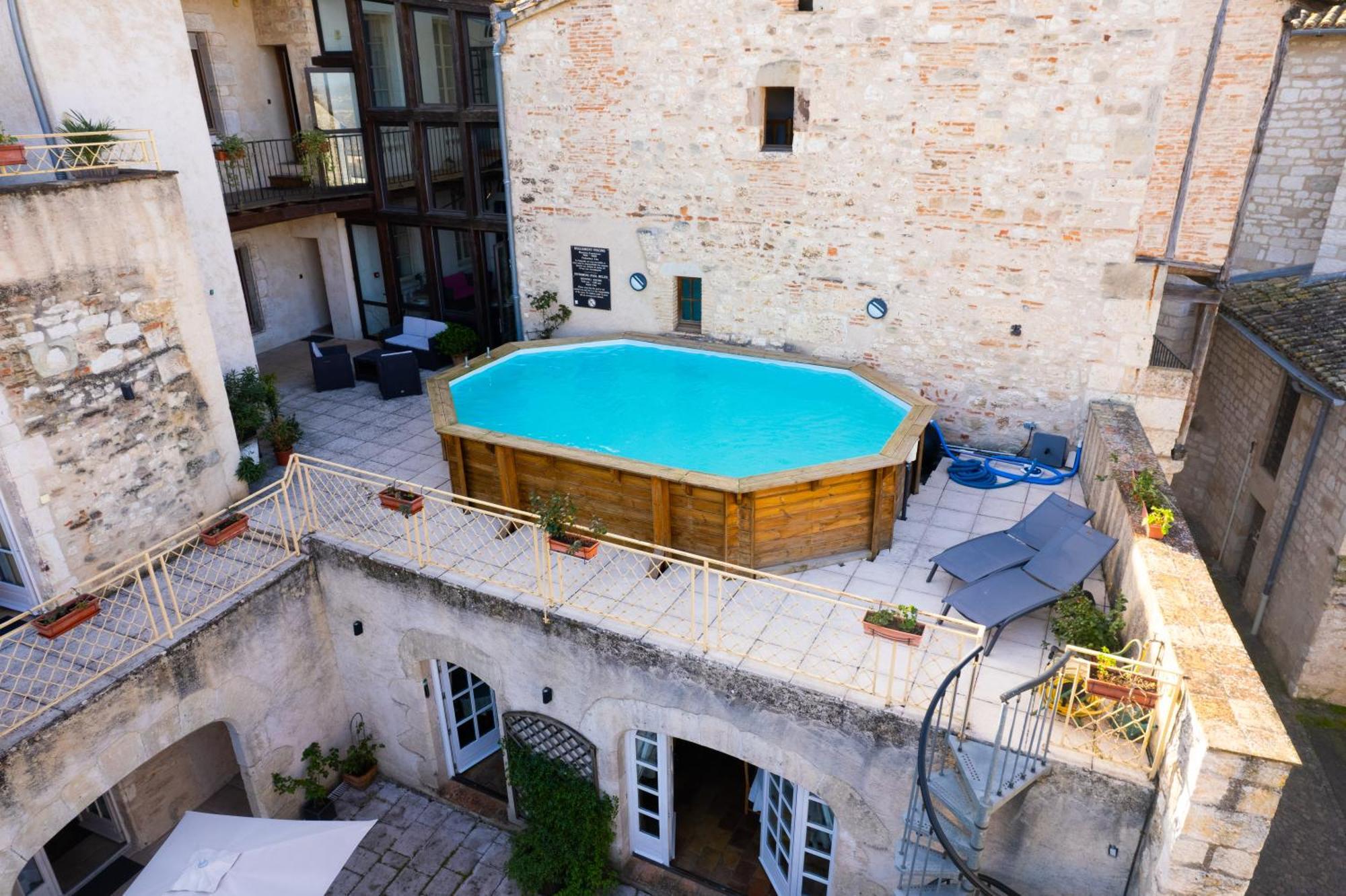 Hotel Des Consuls Castelnau-de-Montmiral Екстер'єр фото