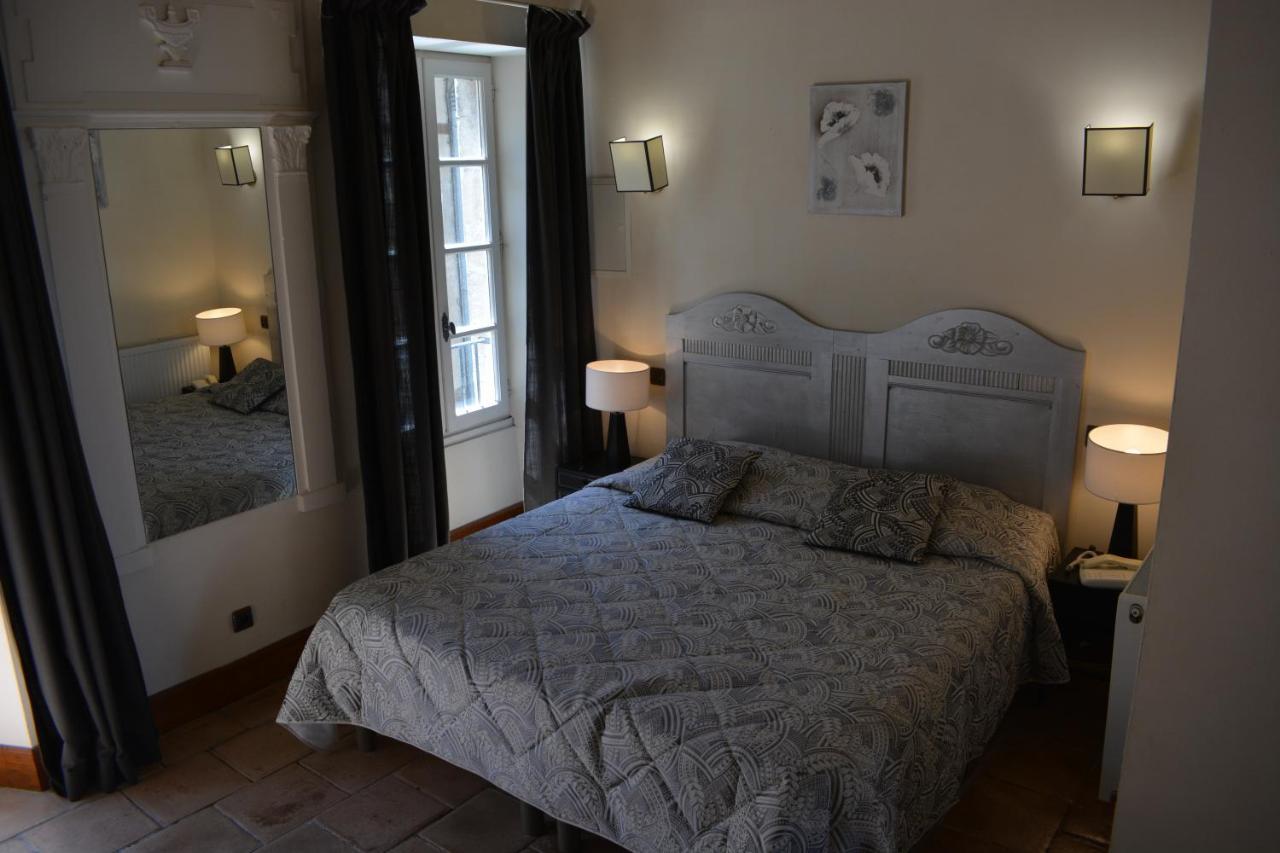 Hotel Des Consuls Castelnau-de-Montmiral Екстер'єр фото